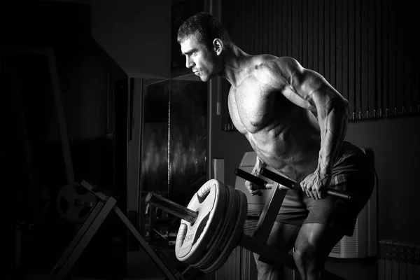 Mannelijke bodybuilder, fitness model — Stockfoto