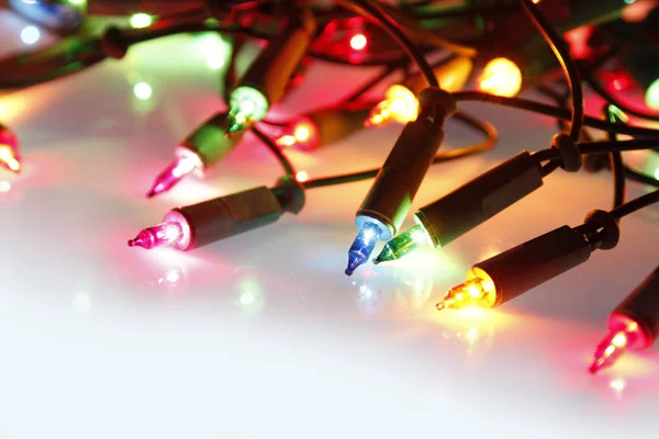 Luces de Navidad brillando — Foto de Stock