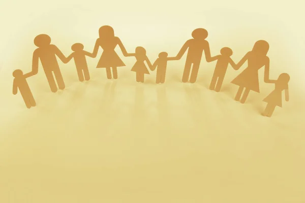 Rodziny, trzymając się za ręce — Zdjęcie stockowe