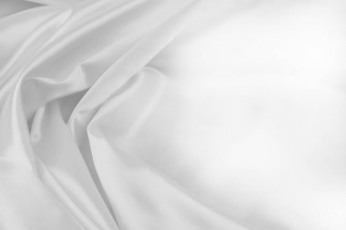 Beyaz ipek kumaş