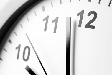 clock bir close-up