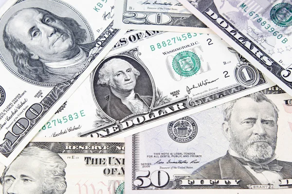 çeşitli Amerikan banknotlar