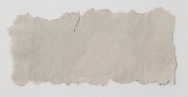 Yırtık kağıt parçası