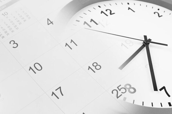 Часы и календарь
