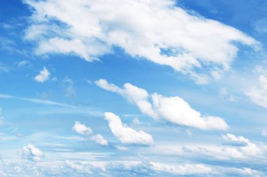 gökyüzündeki bulutlar