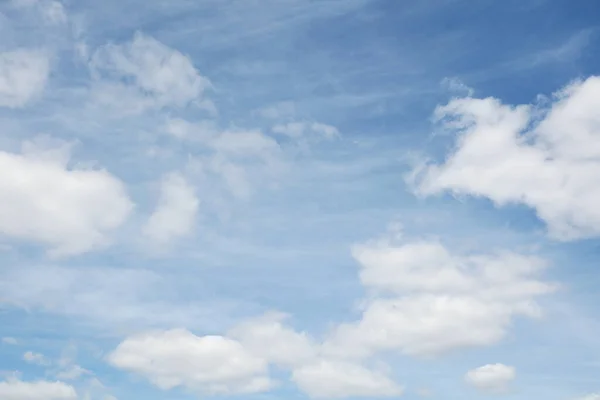 Fluffy White Clouds Blue Sky — Stock Photo, Image