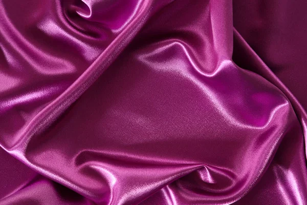 Detailní Záběr Zvlněné Purpurové Hedvábné Tkaniny — Stock fotografie