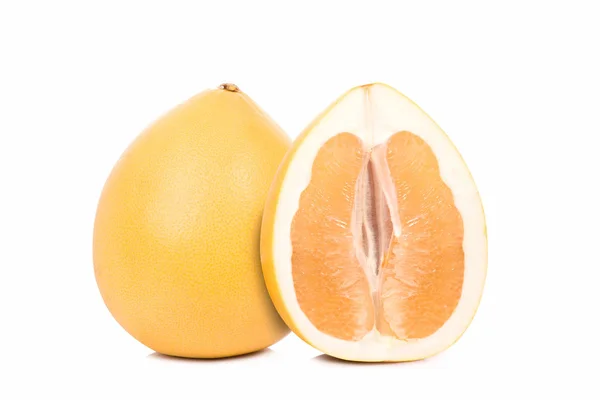 Pomelo op een witte achtergrond — Stockfoto