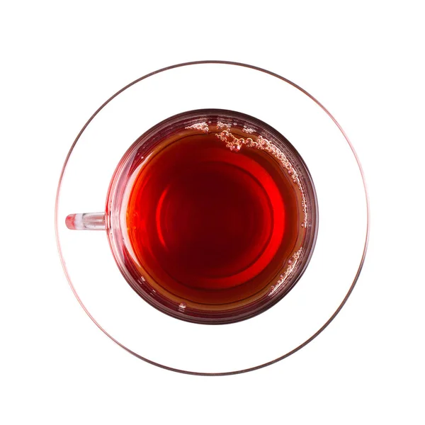 Μαύρο τσάι σε γυάλινη κούπα σε λευκό φόντο. — Φωτογραφία Αρχείου