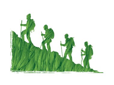 Bir grup insan dağda yürüyüş