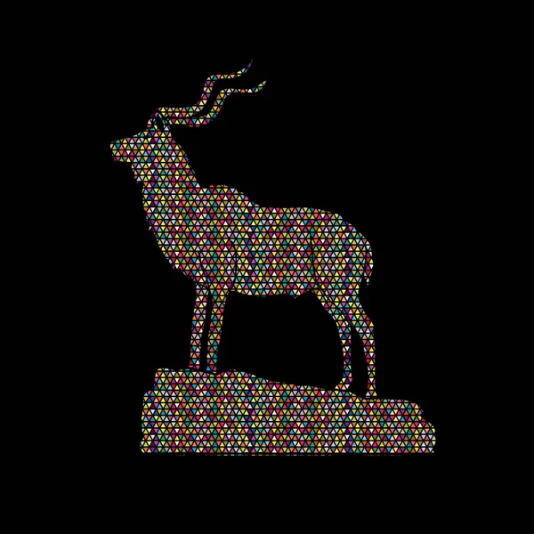 Kudu de pie en el acantilado — Vector de stock