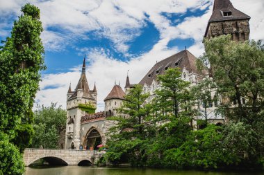 güzel Vajdahunyad Castle