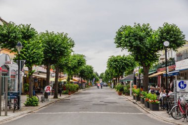 güzel Warnemunde sokak