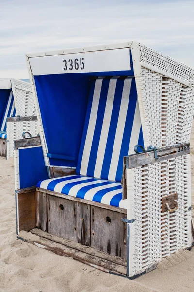 Szezlong na plażę w Warnemünde — Zdjęcie stockowe