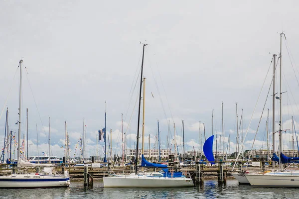 güzel Warnemunde bağlantı noktası