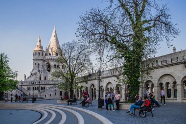 insanlar Budapeşte meydanında
