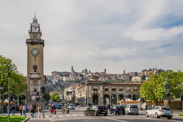 Klockstapeln i Bergamo — Stockfoto