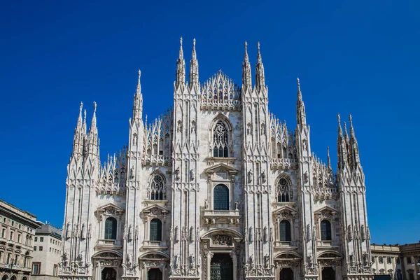 Catedral en la Piazza del Duomo —  Fotos de Stock