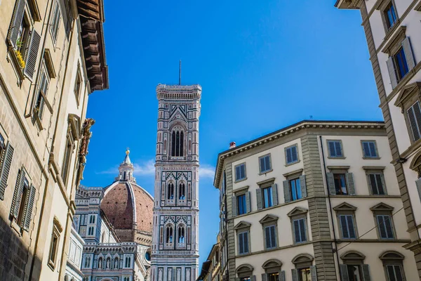 Çiçek Saint Mary Katedrali