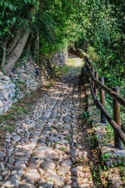 Park Ubiale Clanezzo bölgesi, Lombardiya bölgesindeki Bergamo eyaletinde yer içinde