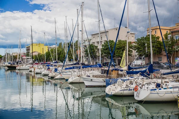 Iates Barcos Porto Cidade Rimini Itália — Fotografia de Stock