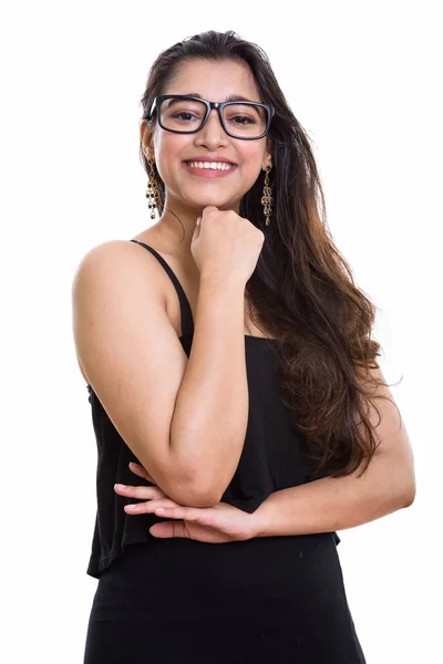 Estudio Joven Mujer India Feliz Sonriendo Mientras Pensaba —  Fotos de Stock