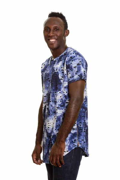 Jovem Feliz Homem Africano Sorrindo — Fotografia de Stock