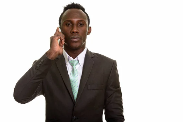 Fiatal Fekete Afrikai Üzletember Beszél Mobiltelefonon — Stock Fotó