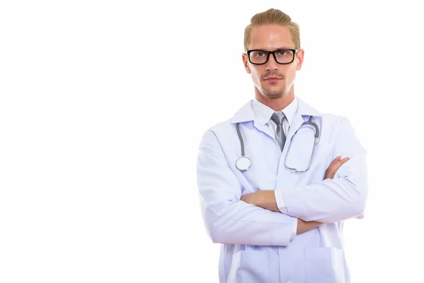 Estudio Joven Guapo Doctor Con Los Brazos Cruzados — Foto de Stock