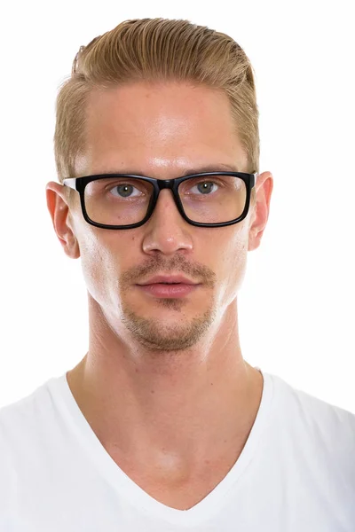 Tvář Mladého Pohledného Muže Brýlemi — Stock fotografie