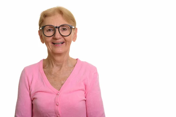 Szczęśliwy Starszy Nerd Kobieta Uśmiecha Się Śmieje Podczas Noszenia Kujonowate — Zdjęcie stockowe