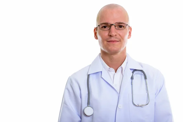 Fiatal, jóképű, kopasz férfi orvos visel szemüveget — Stock Fotó