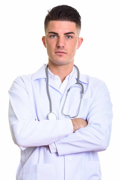 Close up de jovem bonito homem médico com braços cruzados — Fotografia de Stock