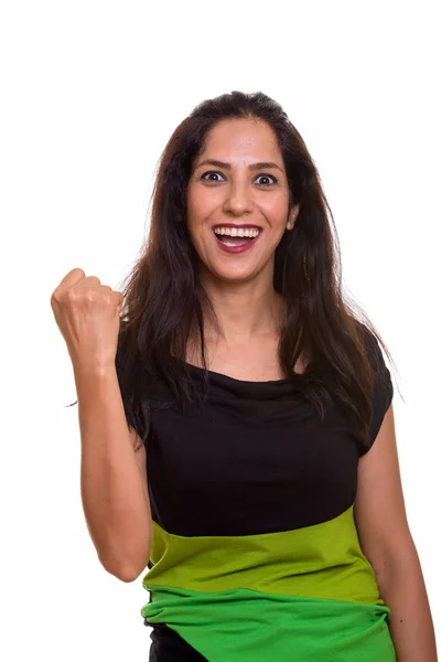 Estudio de tiro de mujer persa feliz sonriendo buscando motivado — Foto de Stock