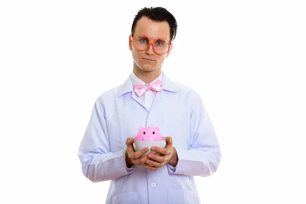 Photo de Studio de médecin jeune homme fou, tenant la tasse de café avec pi — Photo