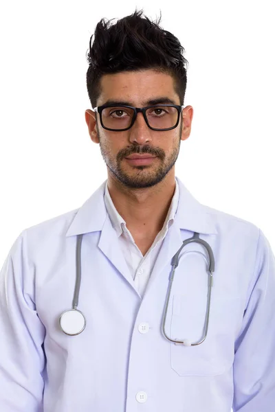 Prise de vue en studio du jeune homme persan médecin portant des lunettes — Photo