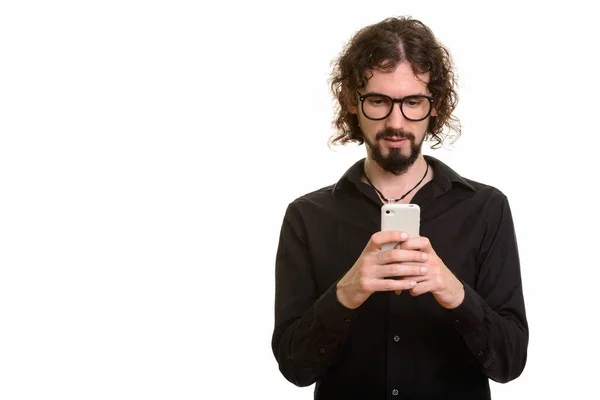 Knappe blanke man met behulp van mobiele telefoon — Stockfoto