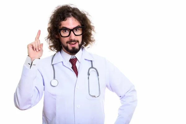 Studio colpo di felice uomo medico sorridente e puntando il dito verso l'alto — Foto Stock