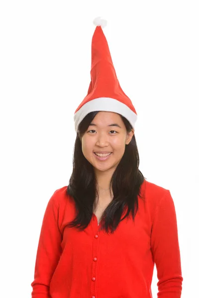 Молодая счастливая азиатка готова к Рождеству — стоковое фото