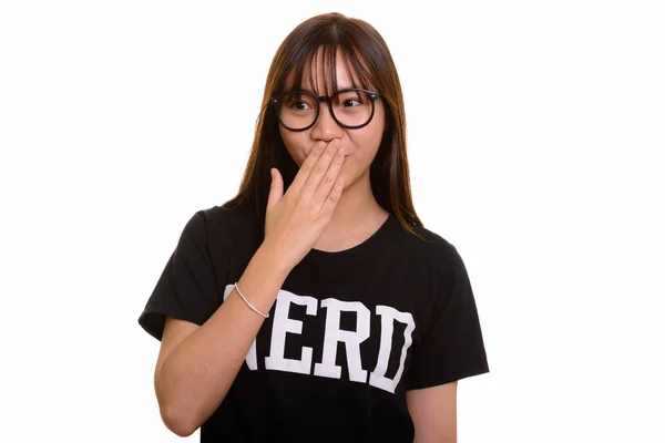 Joven lindo asiático nerd adolescente chica buscando shocked — Foto de Stock