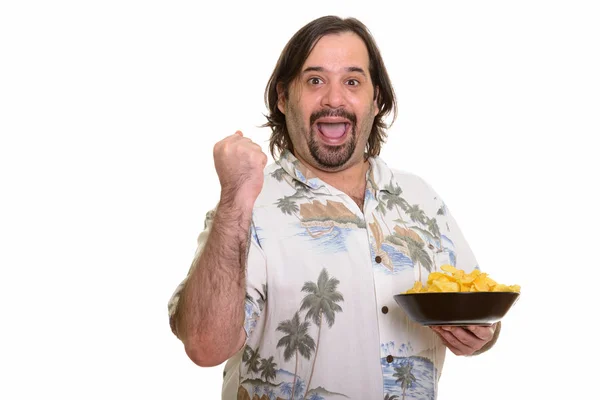 Feliz gordura caucasiano homem sorrindo e olhando motivado enquanto espera — Fotografia de Stock