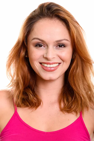 Rostro de joven feliz brasileña sonriendo — Foto de Stock