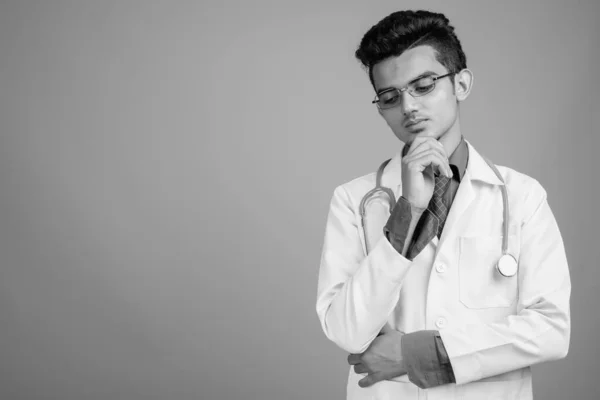 Portrait of young Indian man doctor with eyeglasses — Stock Photo, Image