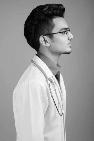 Portrait of young Indian man doctor with eyeglasses — Stock Photo, Image