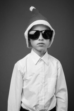 Genç işadamı olarak Noel 'e hazır siyah beyaz