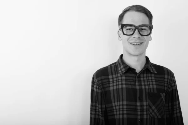 Estudio Joven Hombre Hipster Guapo Con Gafas Vista Sobre Fondo — Foto de Stock