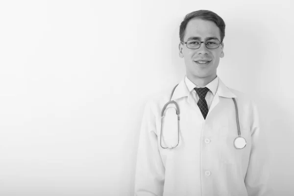 Estudio Joven Guapo Doctor Con Anteojos Sobre Fondo Blanco Blanco — Foto de Stock