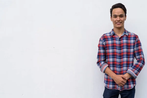 Retrato Joven Guapo Indio Contra Una Pared Blanca Las Calles — Foto de Stock