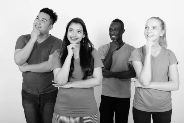 Studio Shot Van Multi Etnische Groep Vrienden Samen Als Diversiteit — Stockfoto