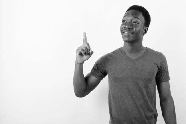 Estudio Joven Hombre Africano Guapo Sobre Fondo Blanco Blanco Negro —  Fotos de Stock